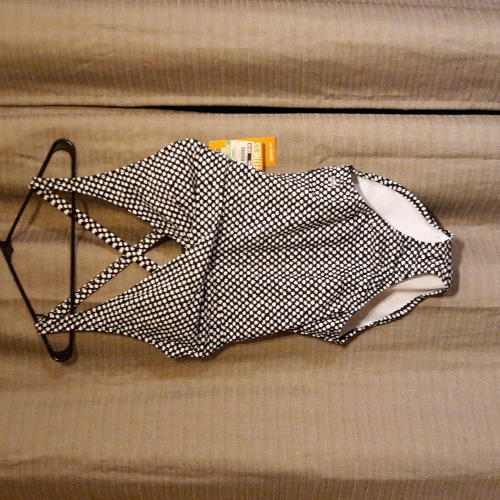 Speedo Swimsuit, Size 16, Black and White Print.